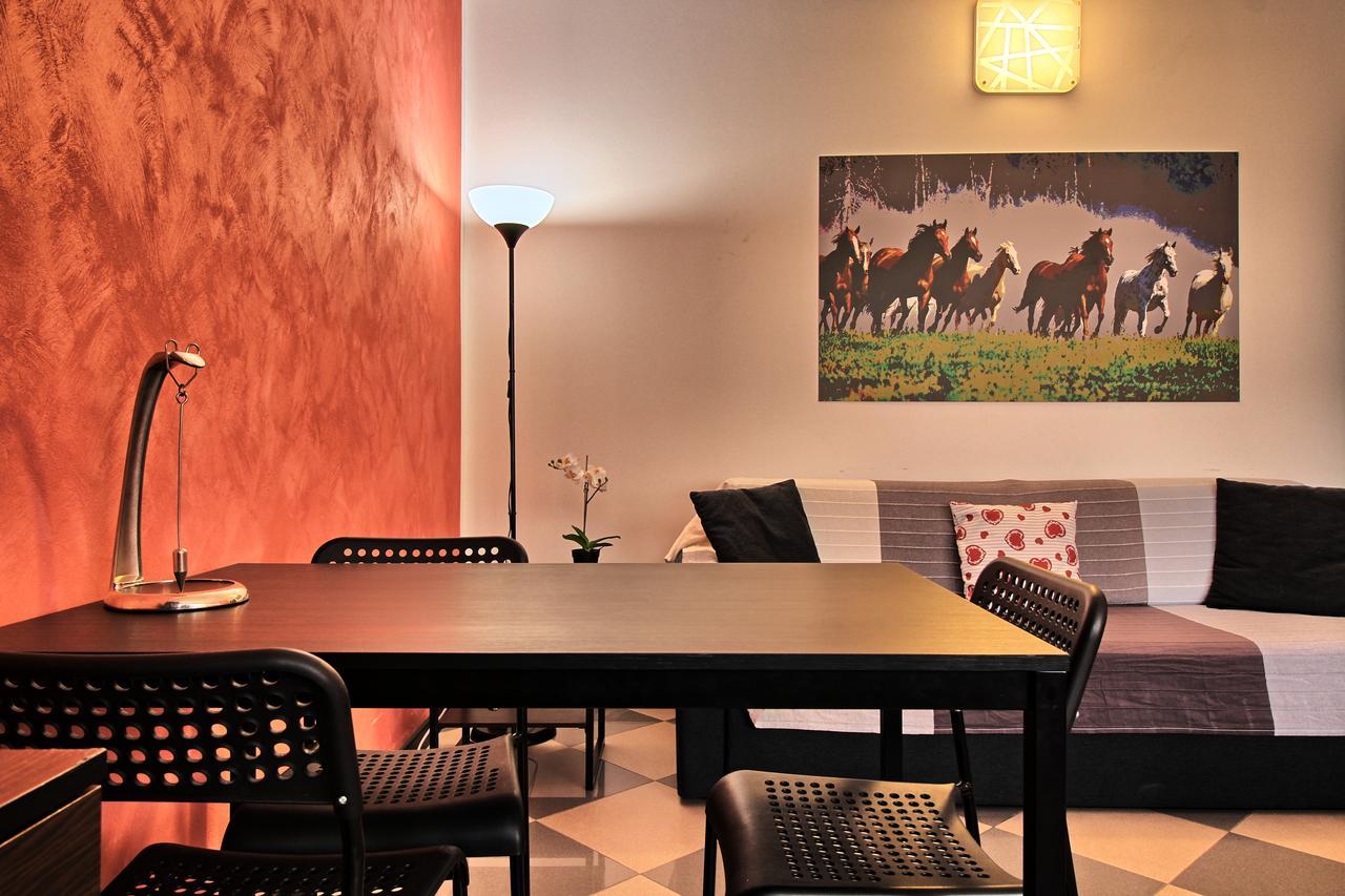 Casa Aurora Self Catering Studio Como Vacanze Extérieur photo